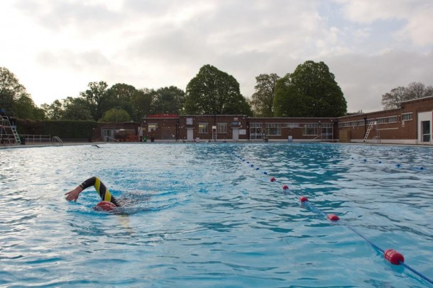 Swimming at the Brockwell Lido. Photo by Alistair Hall.