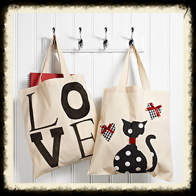 CREATIVE: Sample tote bags. Image courtesy of Sewitwithlove.com