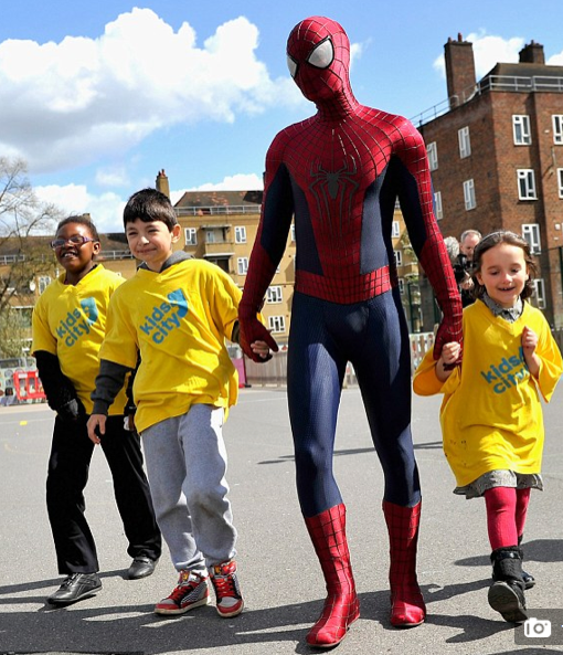 Spiderman in Brixton: The day Andrew Garfield dropped in on Kids' City –  Brixton Blog