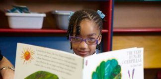 Young reader on Beanstalk programme