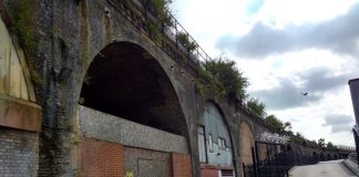 Valentia Place arches