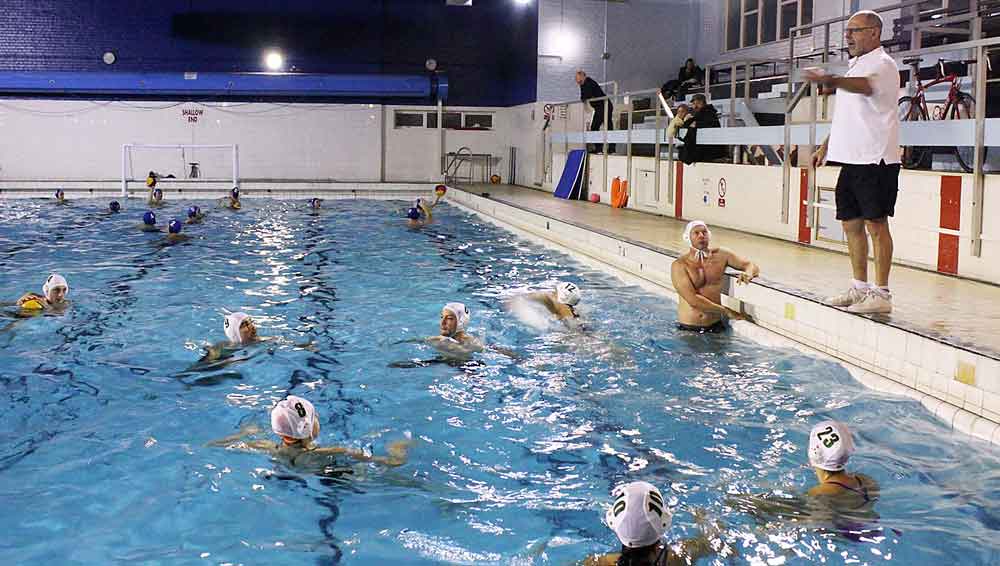 Brockwell Swimmers water polo team wins through | Brixton Blog