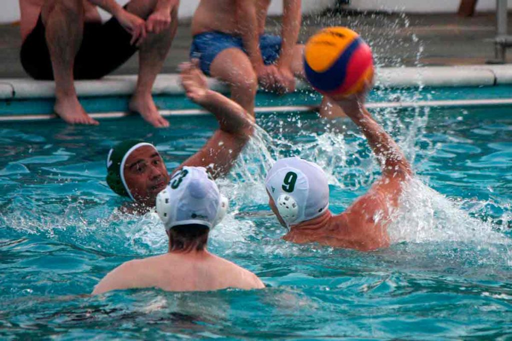 Waterpolo at Brockwell Lido
