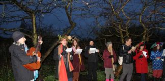 Wassailing at Brockwell Park