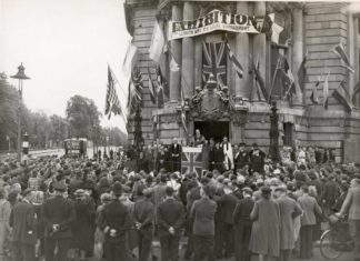 VEDay celebrations in Brixton with the Mayor, Alderman W. Lockyer, and other officials addressing the crowd from the steps of Lambeth Town Hall - 8th May 1945