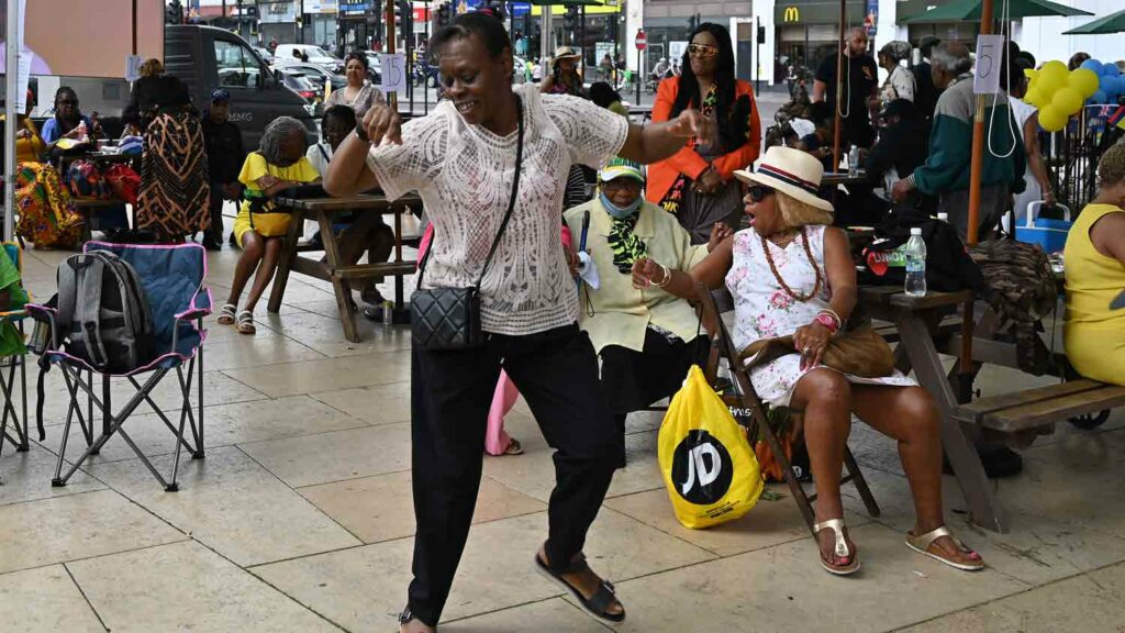 woman dancing